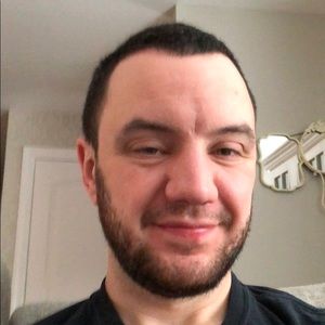 Meet your Posher, Christopher